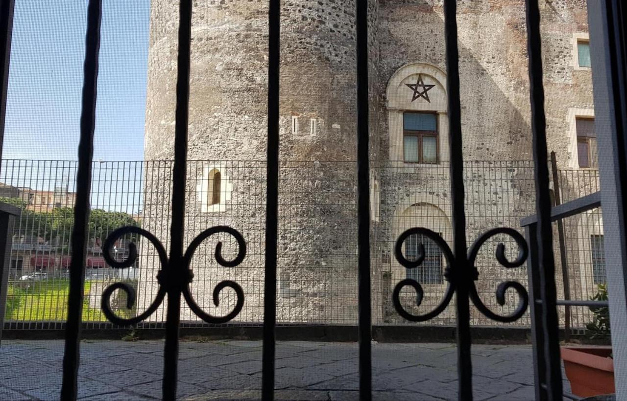 La Piccola Grotta Ursino Catânia Exterior foto