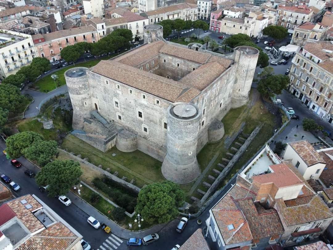 La Piccola Grotta Ursino Catânia Exterior foto