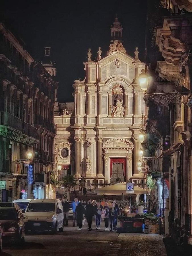 La Piccola Grotta Ursino Catânia Exterior foto